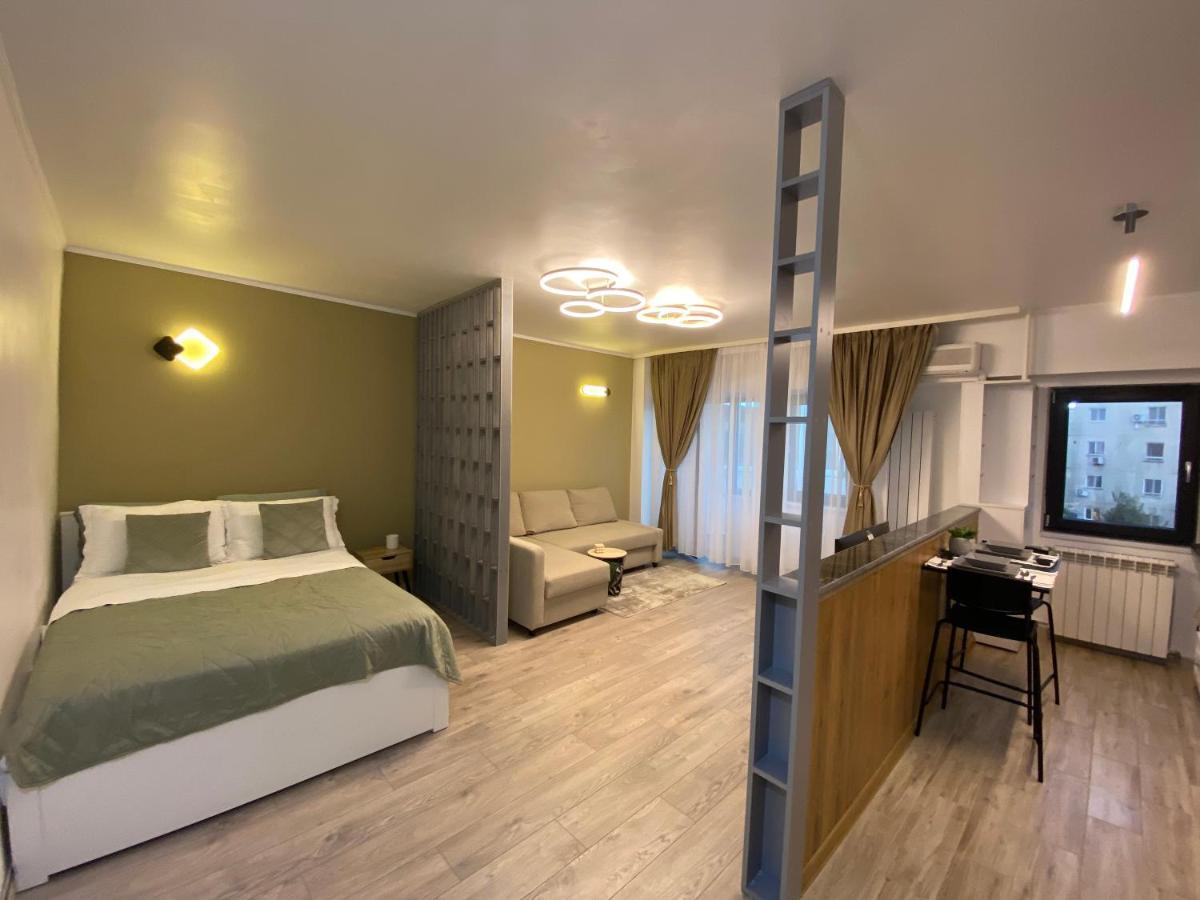 Lovely Studio In The City Center Of Bukares Bagian luar foto